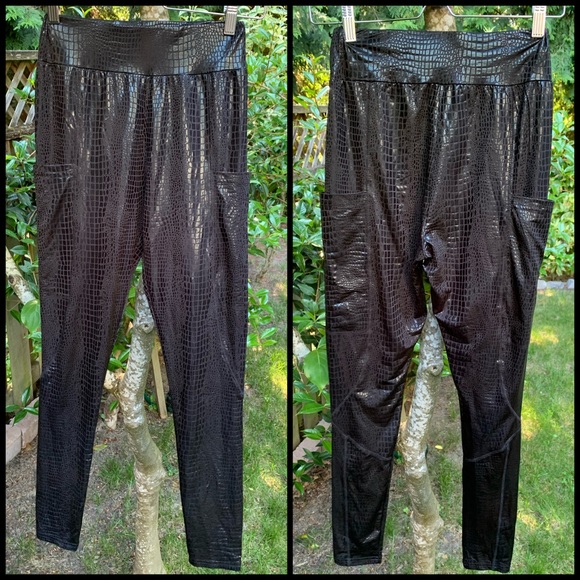 Fierce af, SHEIN, leggings w/ side pockets!! - Picture 2 of 8